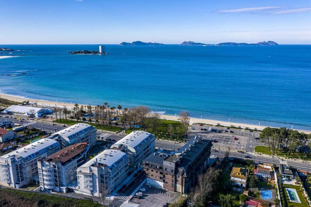 Apartamentos En Playa De Samil Primera Linea De Playa Pe Na Areia Vigo Exterior foto