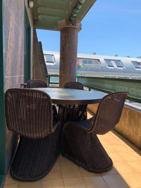 Apartamentos En Playa De Samil Primera Linea De Playa Pe Na Areia Vigo Exterior foto